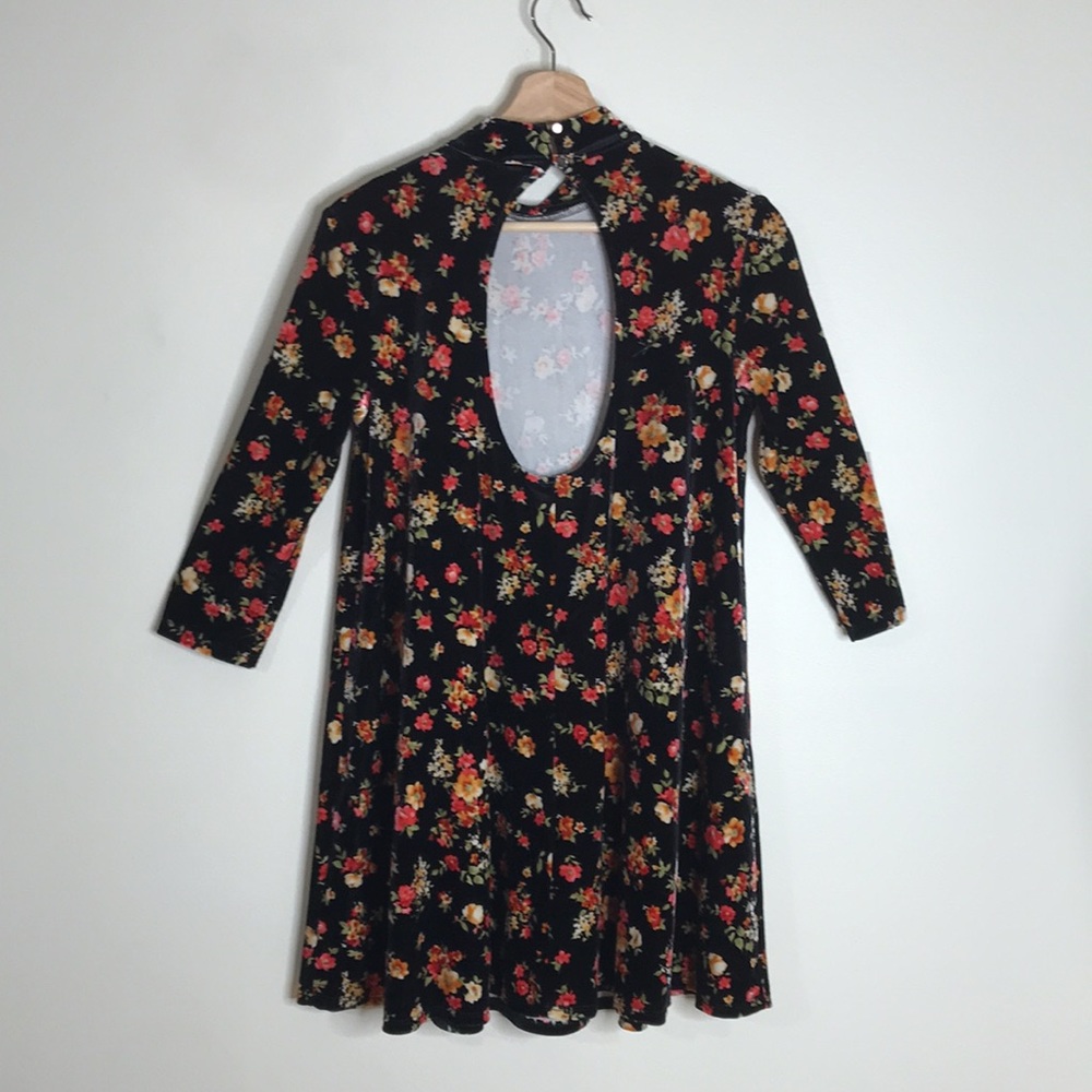 Free people Floral Black Bouquet Babe Velvet Mini dress Size large - Picture 5 of 15